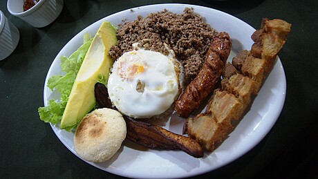 Bild - Rezept: Bandeja Paisa